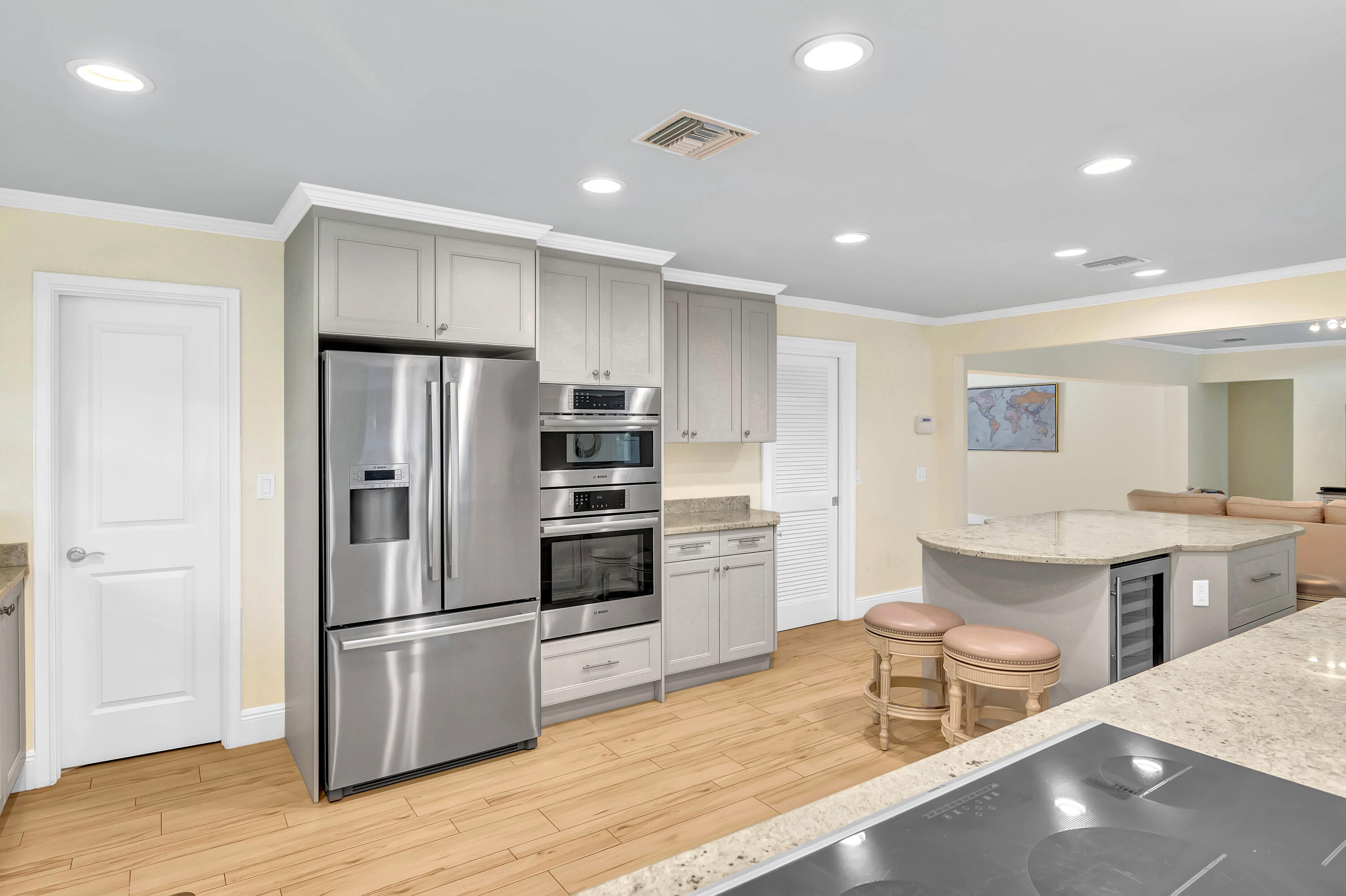 RIVER OAKS ESTATES UNIT 2 - Residential