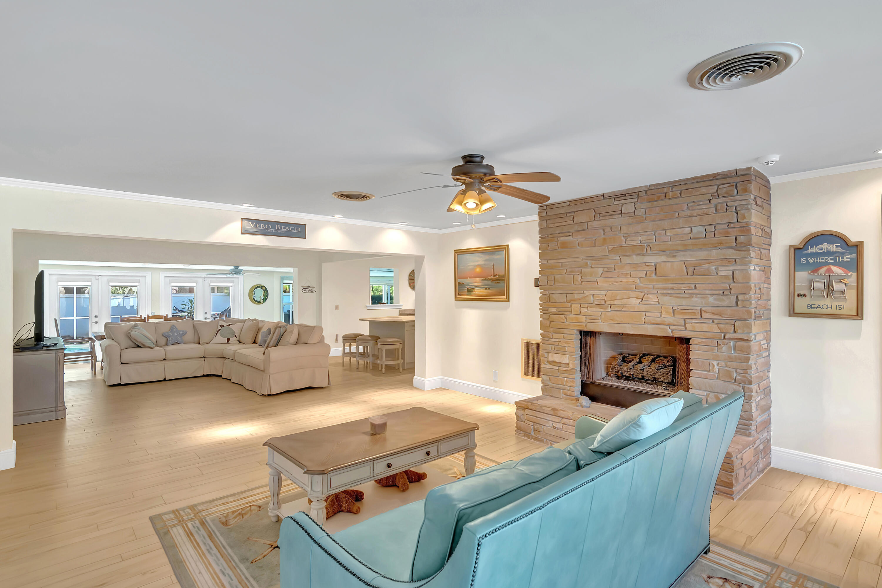 RIVER OAKS ESTATES UNIT 2 - Residential