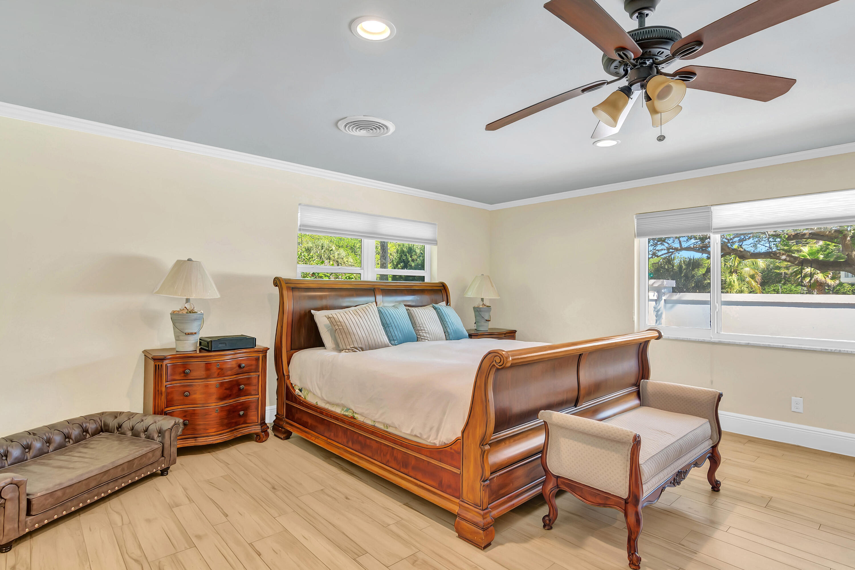RIVER OAKS ESTATES UNIT 2 - Residential