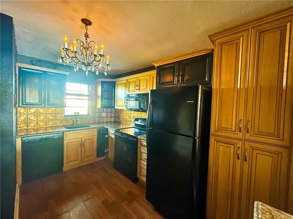 The Palms of Deer Creek - Residential