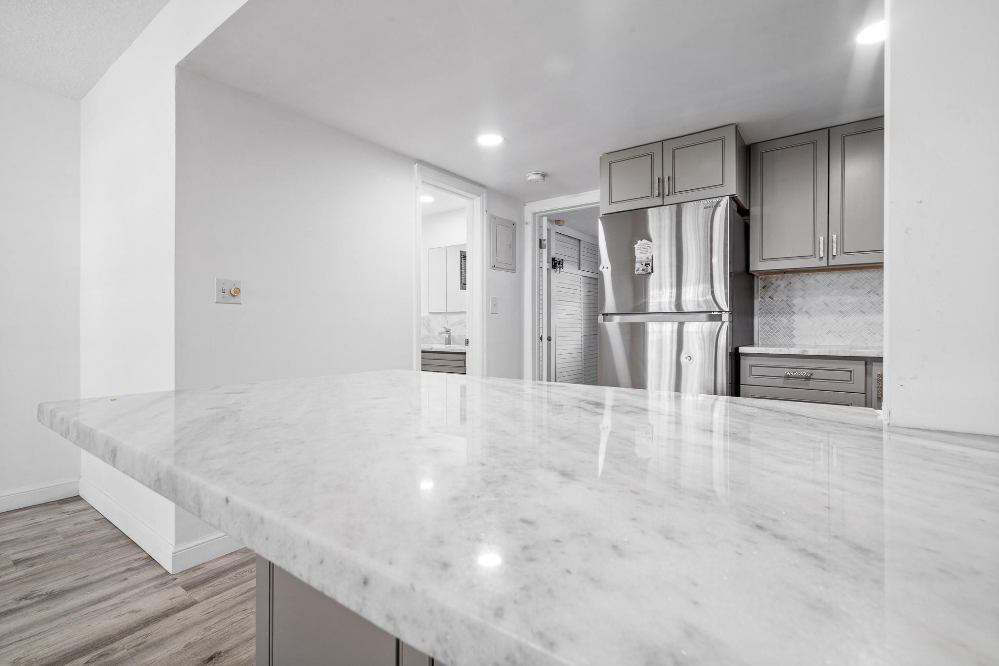 SUN SET APTS CO-OP - Residential Lease
