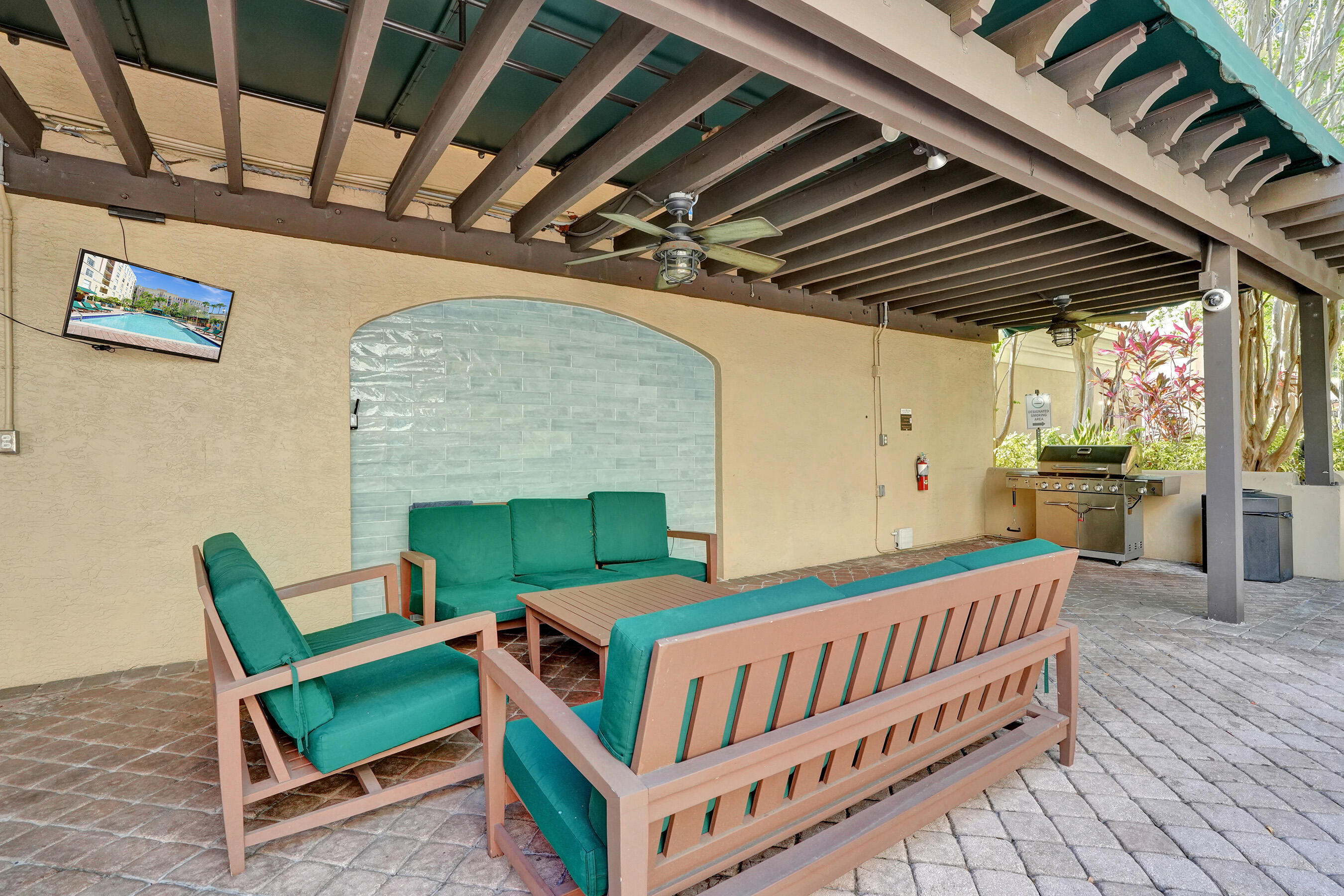 LAS OLAS BY THE RIVER CONDO - Residential