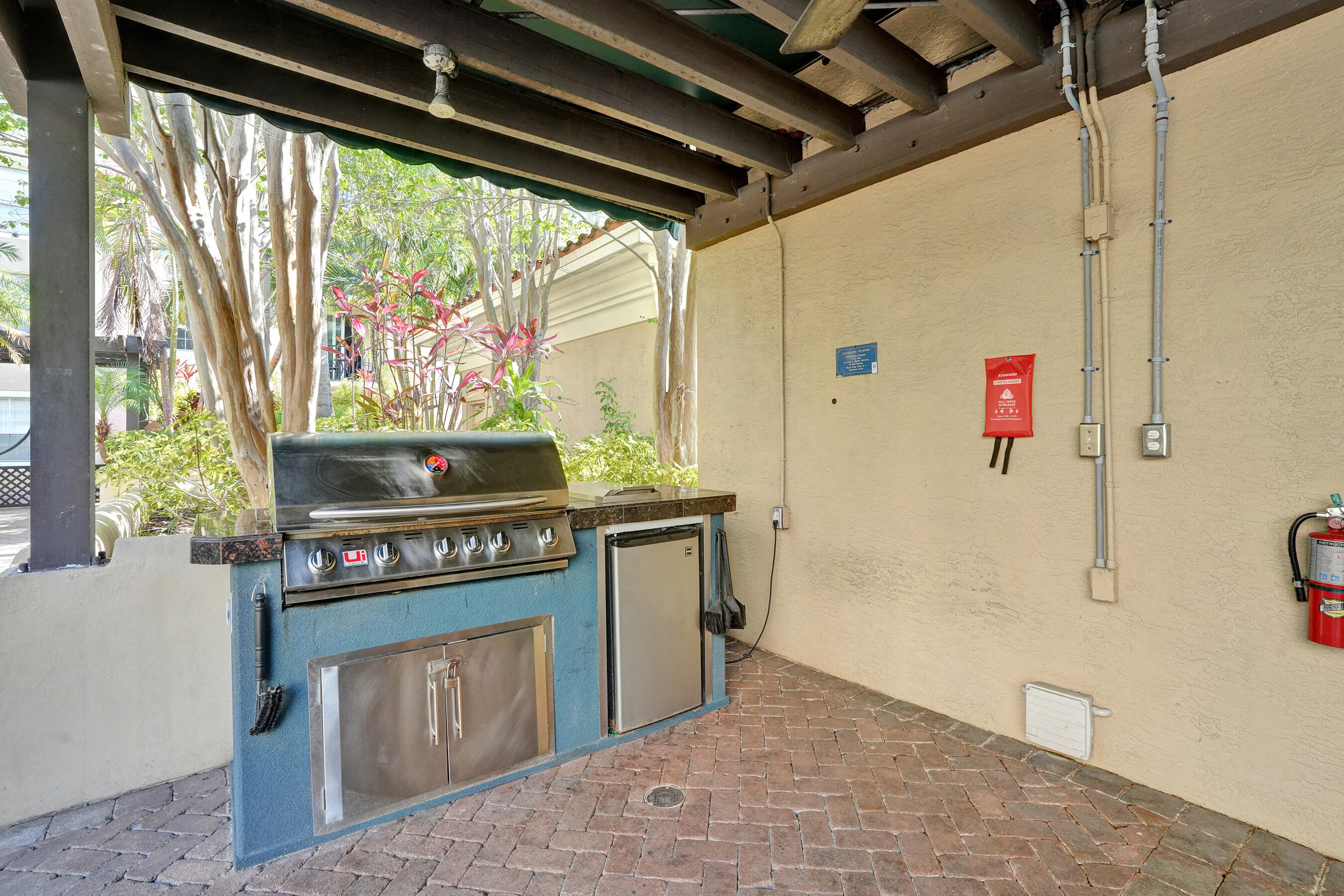 LAS OLAS BY THE RIVER CONDO - Residential