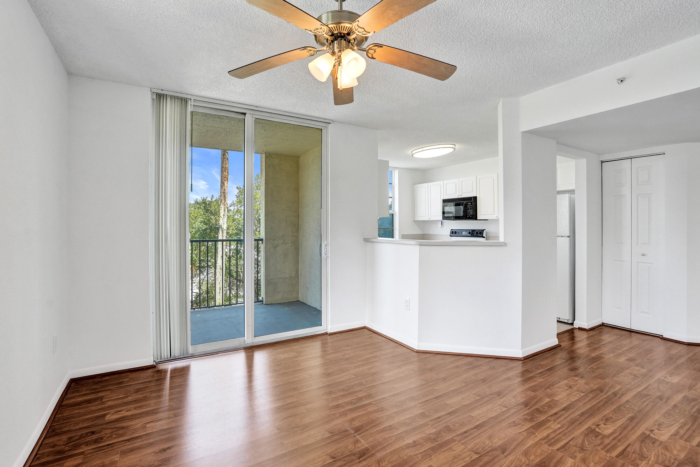 LAS OLAS BY THE RIVER CONDO - Residential