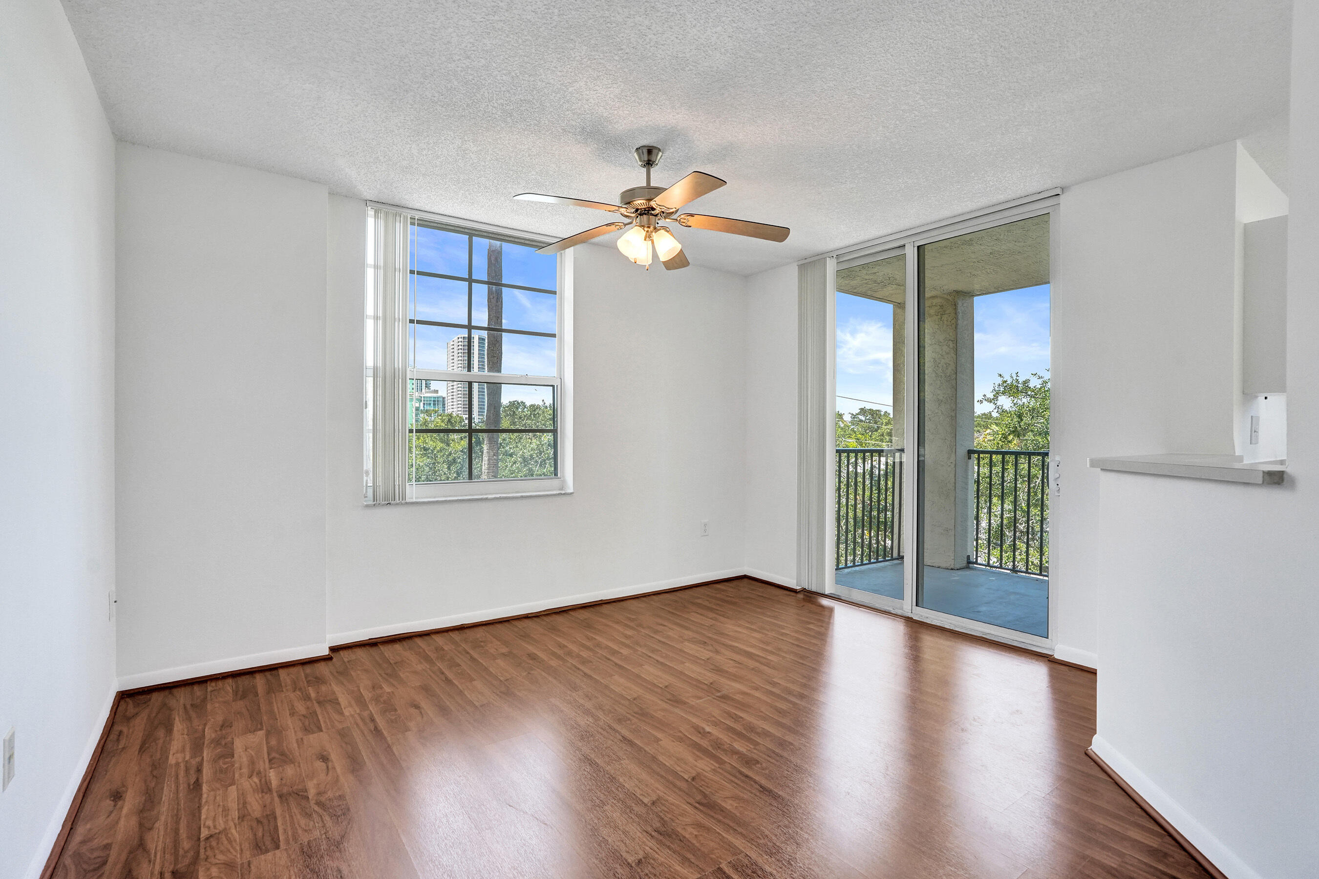 Spacious corner-unit condominium offering 3 bedrooms, 2 bathrooms, plus a separate den that's perfect for a home office, guest space, or flex room. With 1,447 square feet of living space, this light-filled residence features an open layout, an in-unit washer and dryer, and beautiful city views. Ideally located in the heart of downtown Fort Lauderdale, you'll enjoy the convenience of being just moments from Las Olas Boulevard, the Broward County Courthouse, shopping, dining, entertainment, and major highways. The community offers a wide range of amenities designed to complement an active lifestyle. Whether you're looking for a primary residence, seasonal home, or investment opportunity, this well-located condo offers the perfect combination of space, convenience, and urban living.