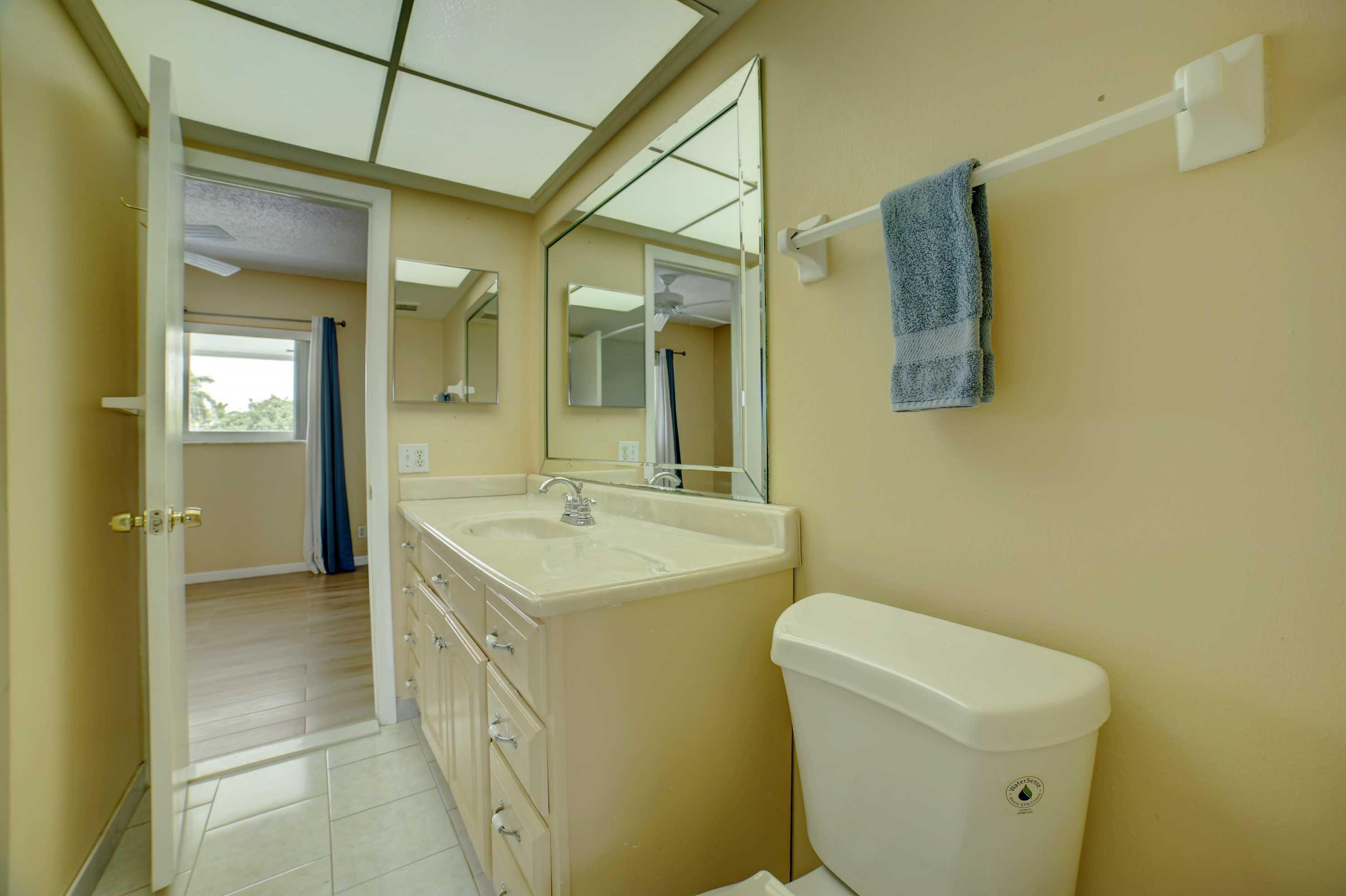 LEISUREVILLE LAKE CONDO - Residential