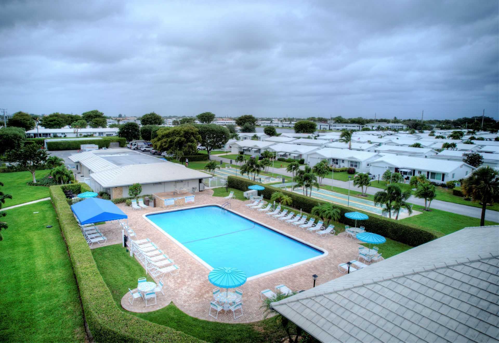 LEISUREVILLE LAKE CONDO - Residential