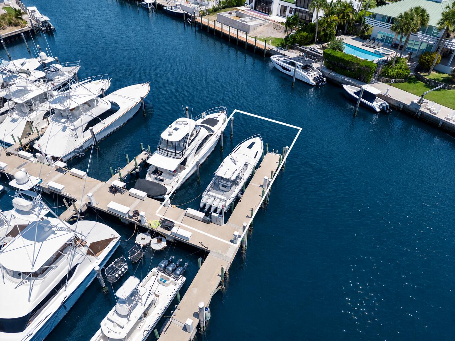 Deering Bay Marina Coop K - Land