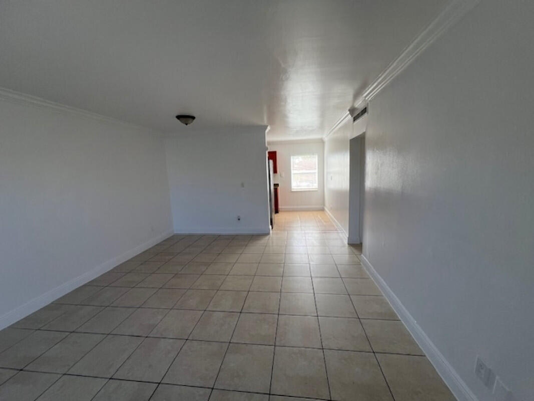 CITY SQUARE - Residential Lease