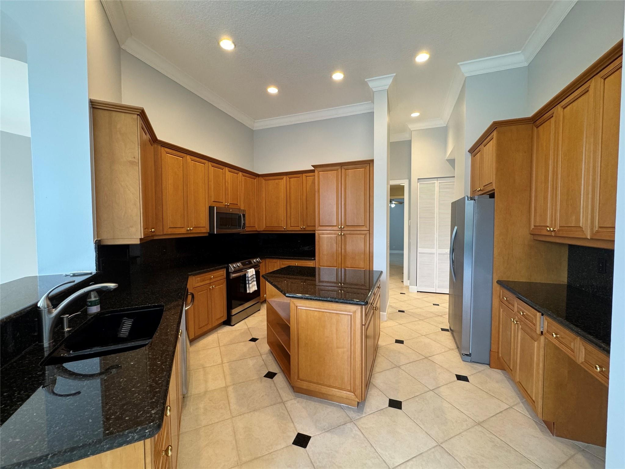 ENCLAVE 2ND SECTION - Residential Lease