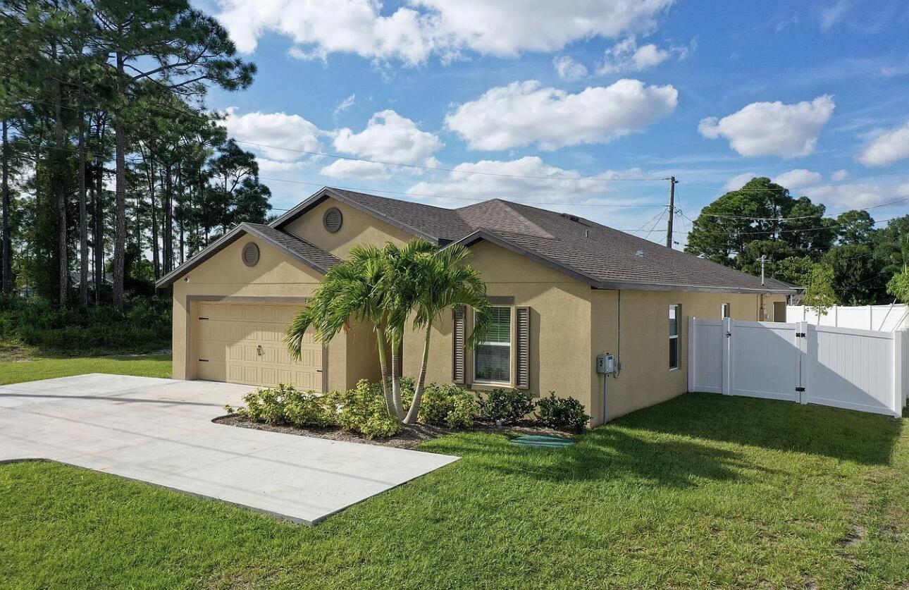 PORT ST LUCIE SECTION 19 - Residential
