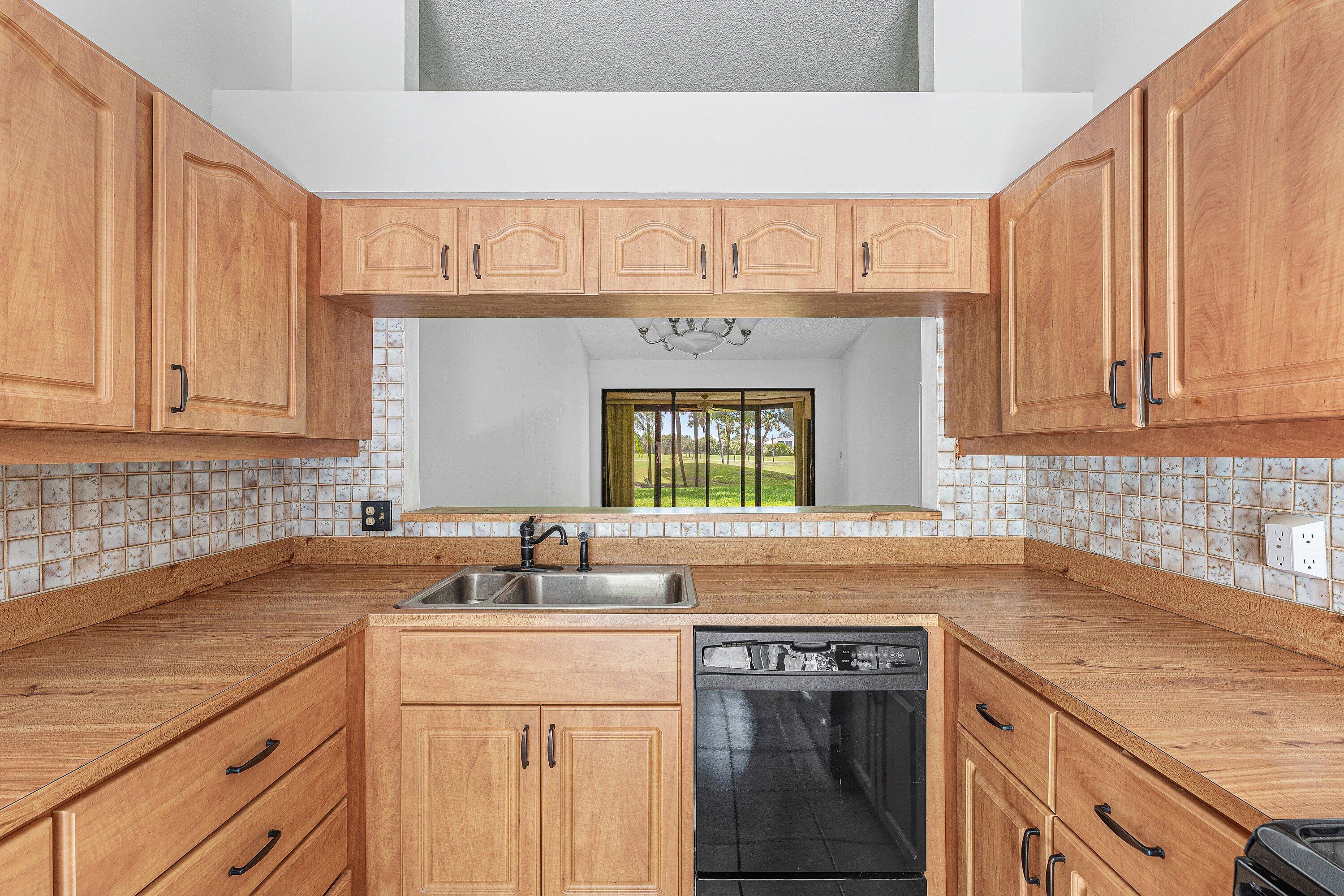 VILLAS OF BOCA DELRAY CONDO - Residential