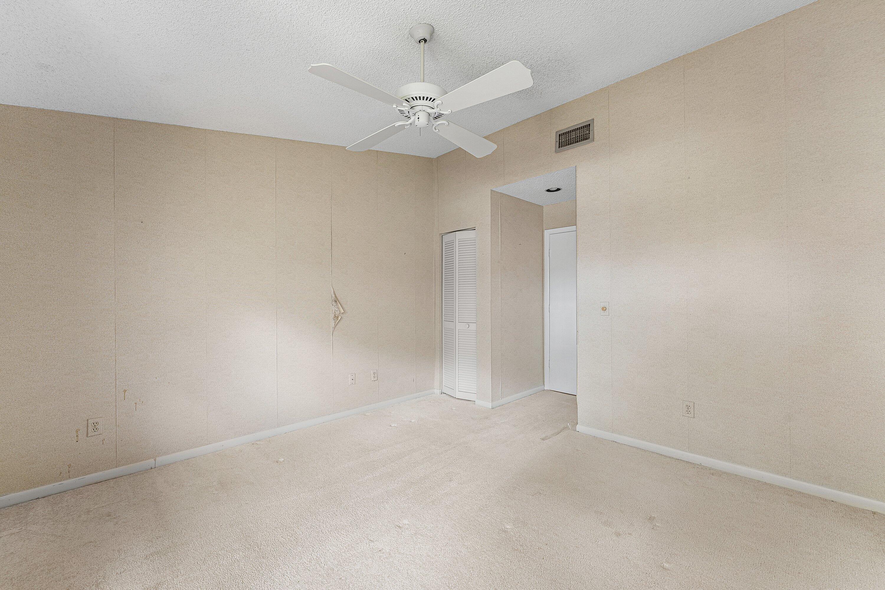 VILLAS OF BOCA DELRAY CONDO - Residential