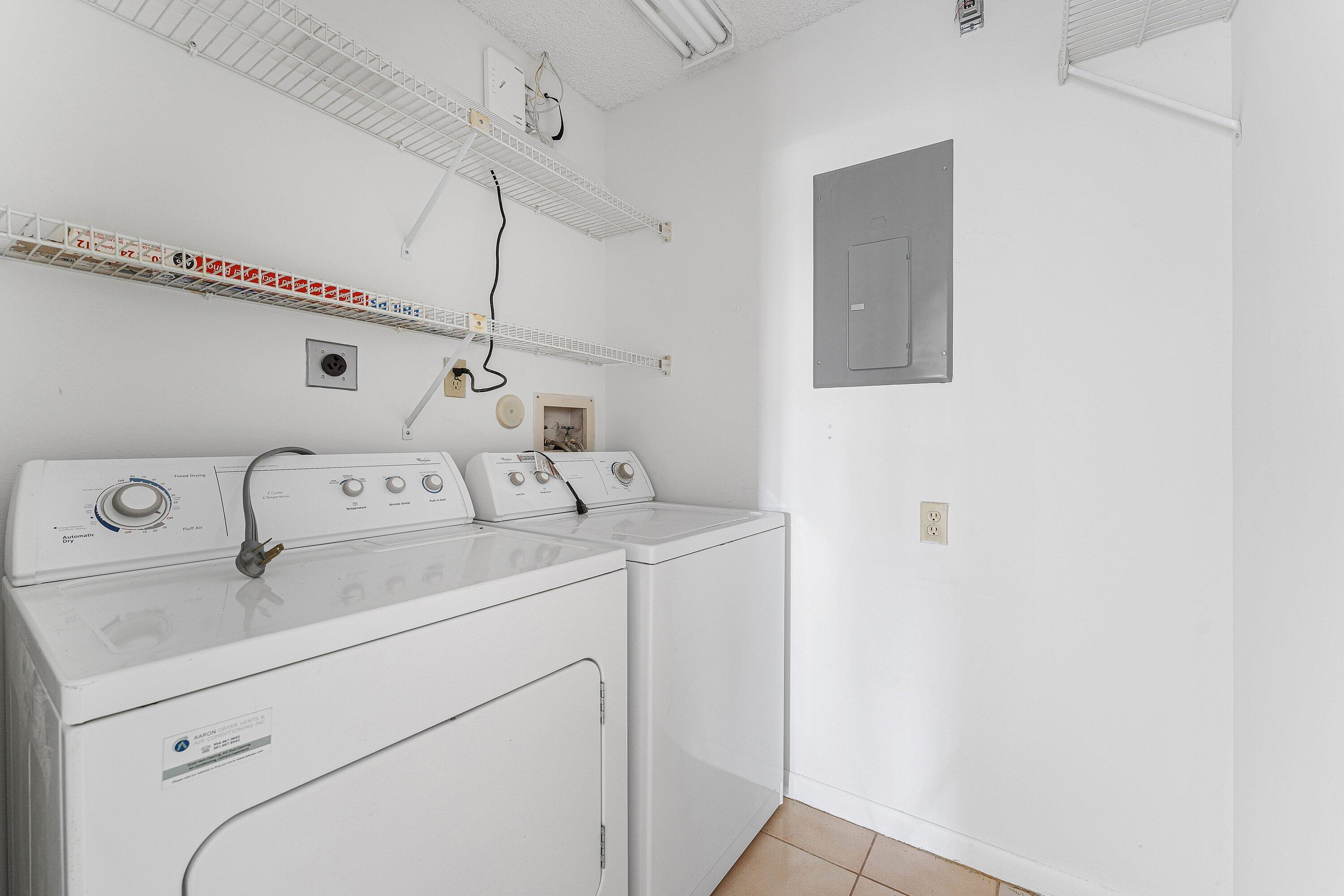 VILLAS OF BOCA DELRAY CONDO - Residential