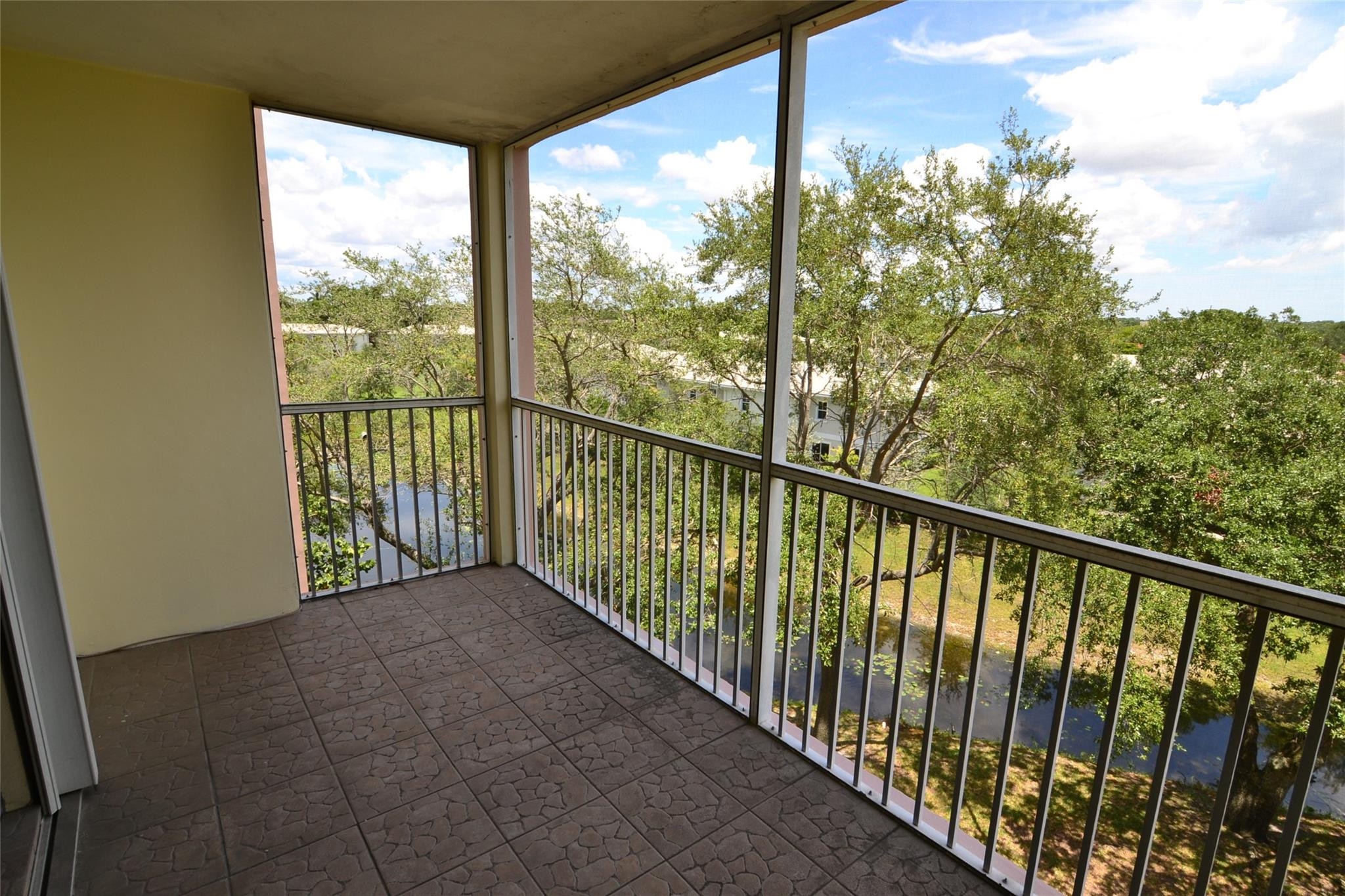 BRIARWOOD - Residential