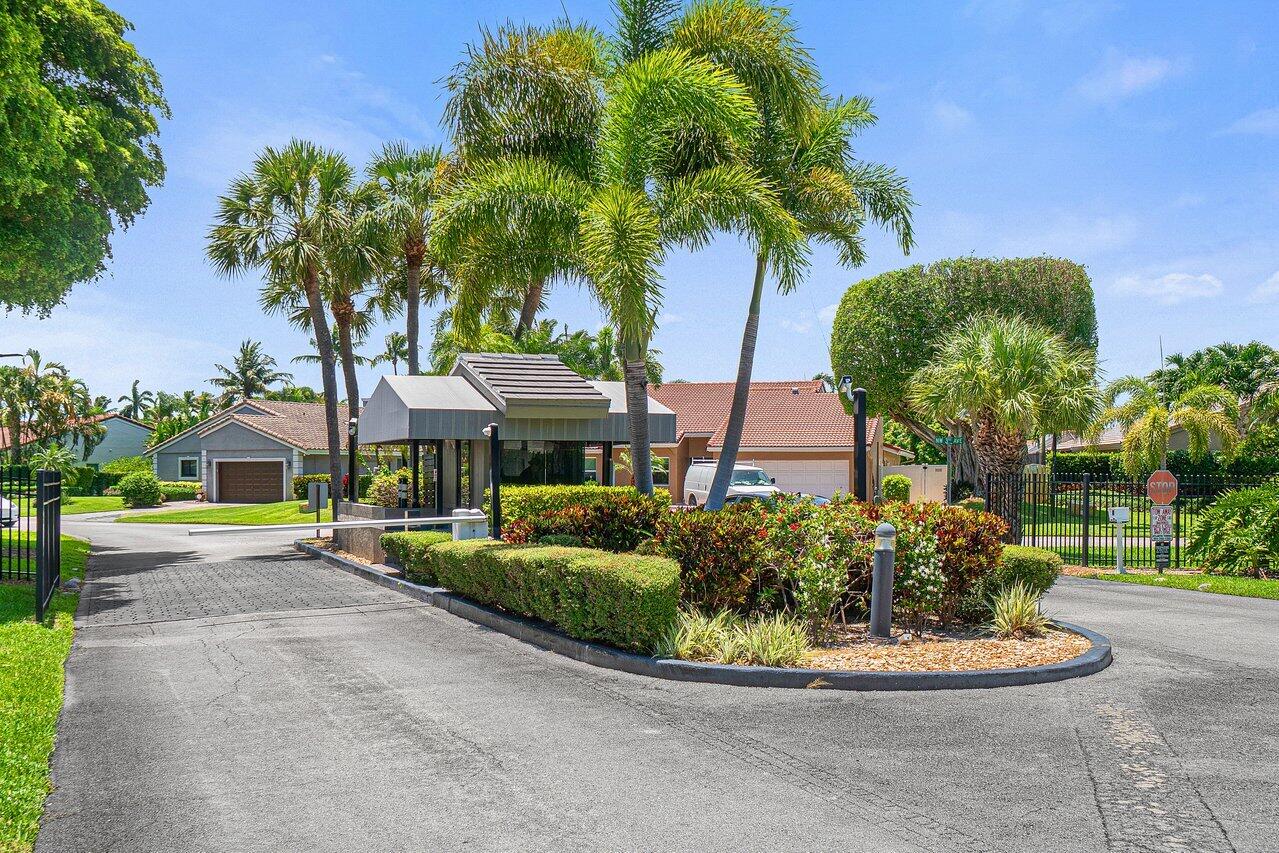 BOCA LAKE ESTATES - Residential