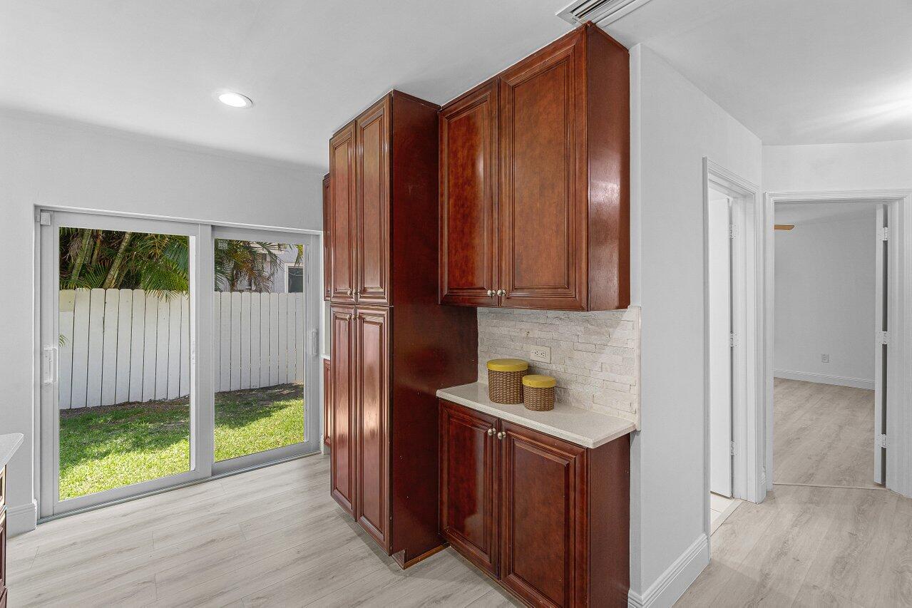 BOCA LAKE ESTATES - Residential