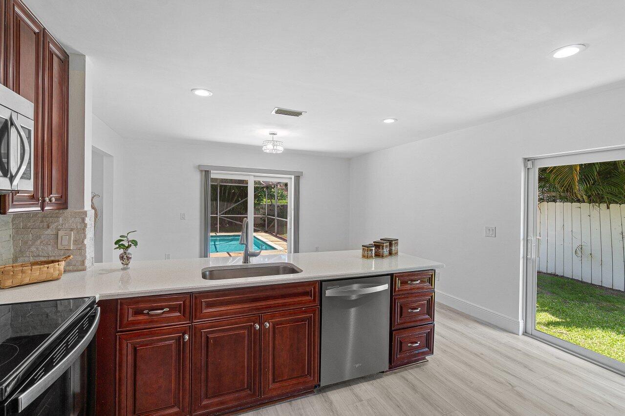 BOCA LAKE ESTATES - Residential