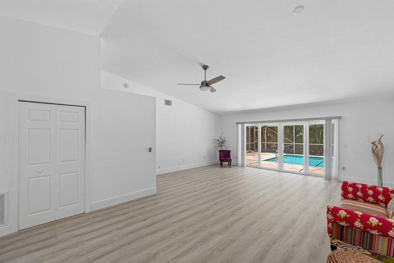 BOCA LAKE ESTATES - Residential
