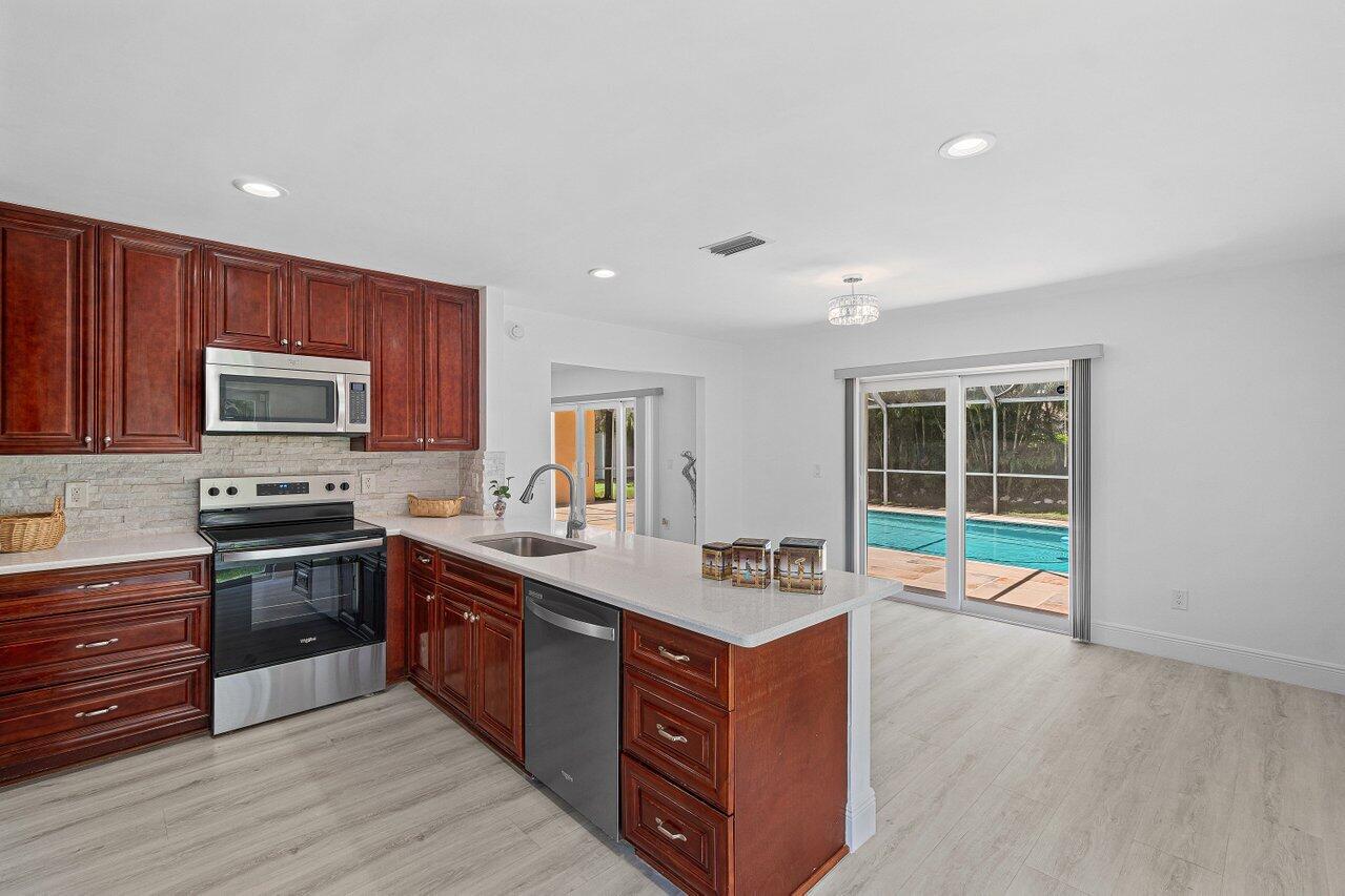 BOCA LAKE ESTATES - Residential