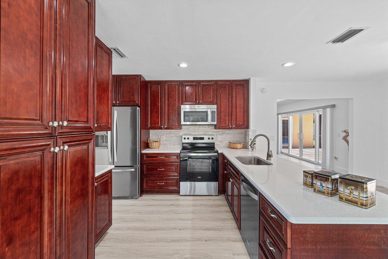 BOCA LAKE ESTATES - Residential