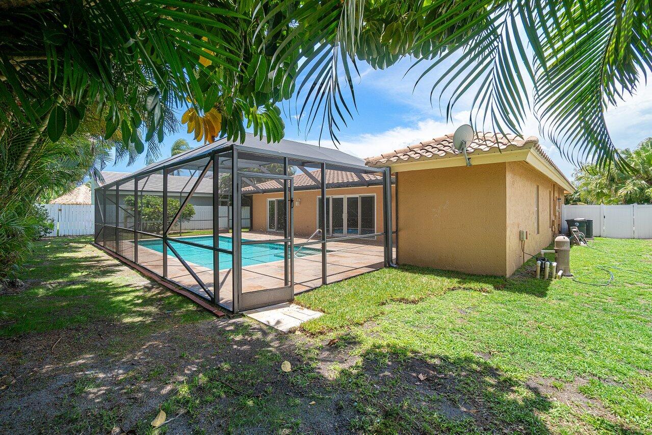 BOCA LAKE ESTATES - Residential