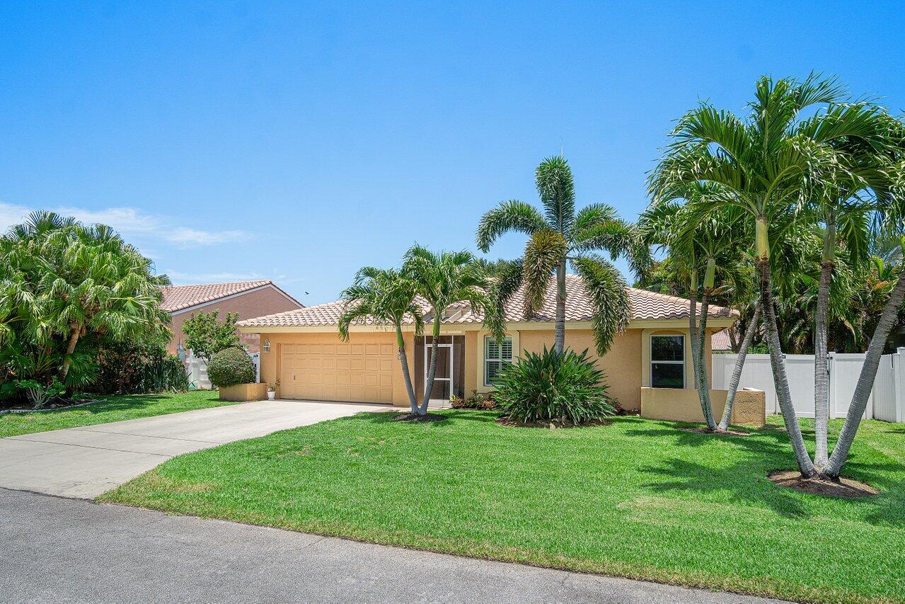 BOCA LAKE ESTATES - Residential