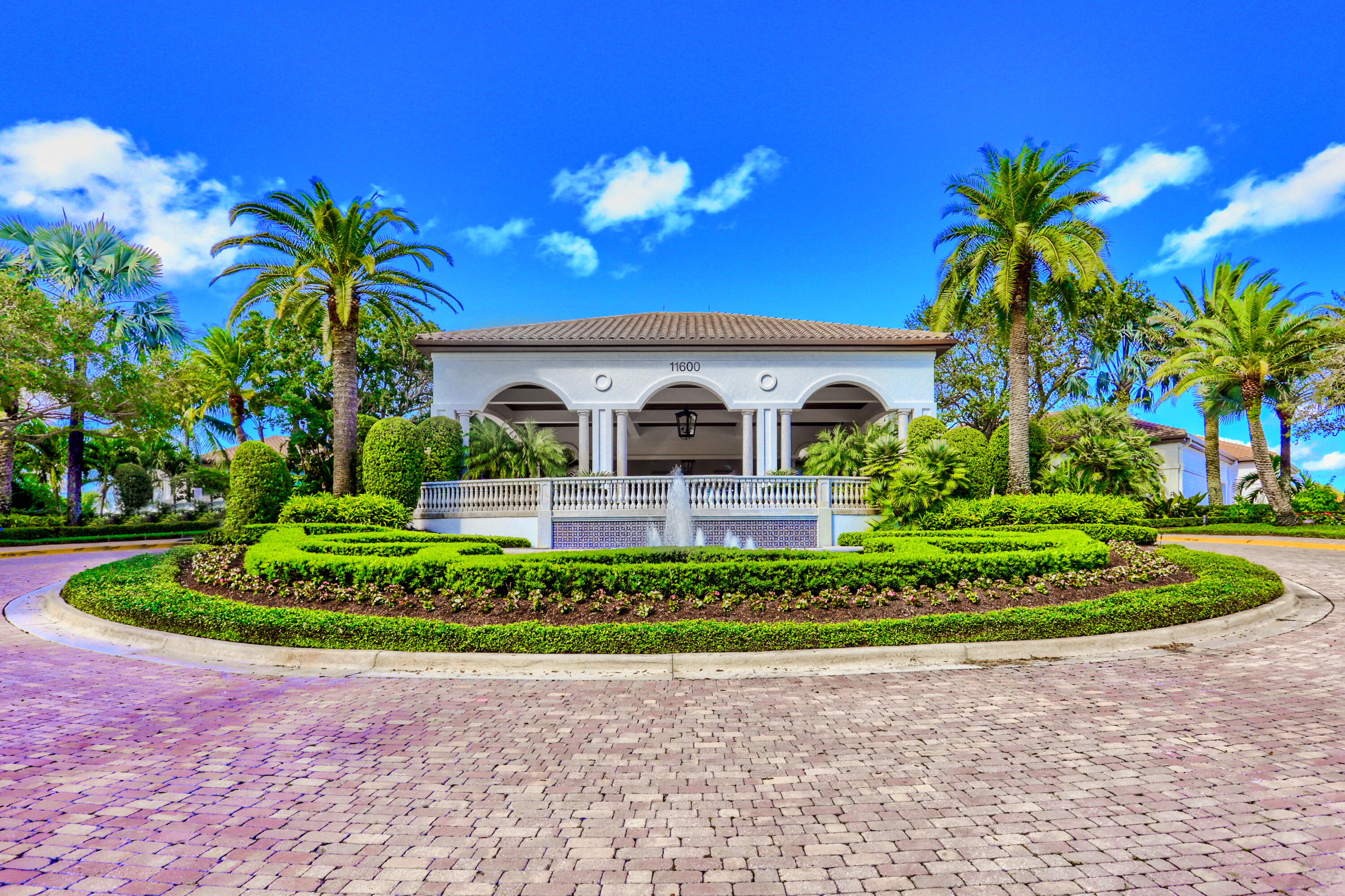 MIRASOL CAPRI - Residential