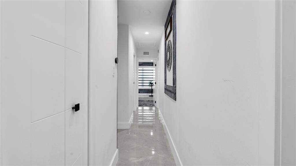 LAKE RICKY ESTS - Residential Lease