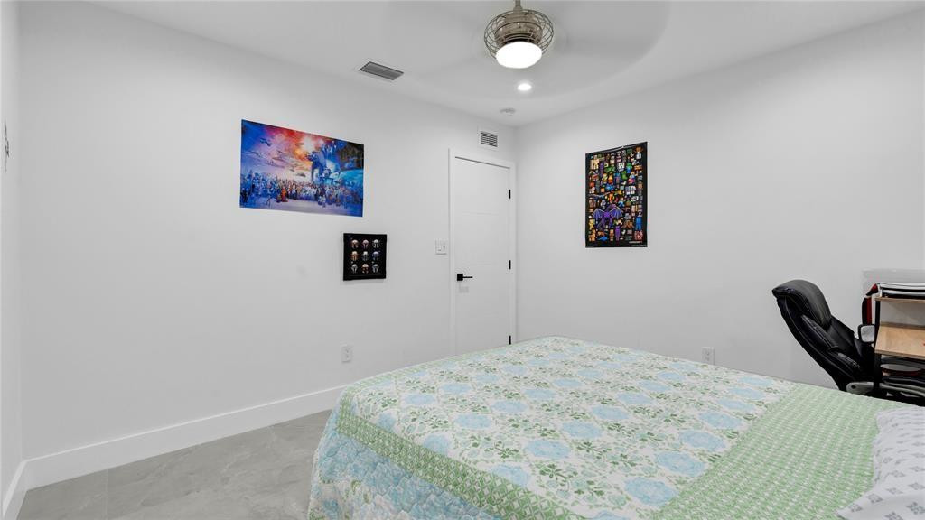 LAKE RICKY ESTS - Residential Lease