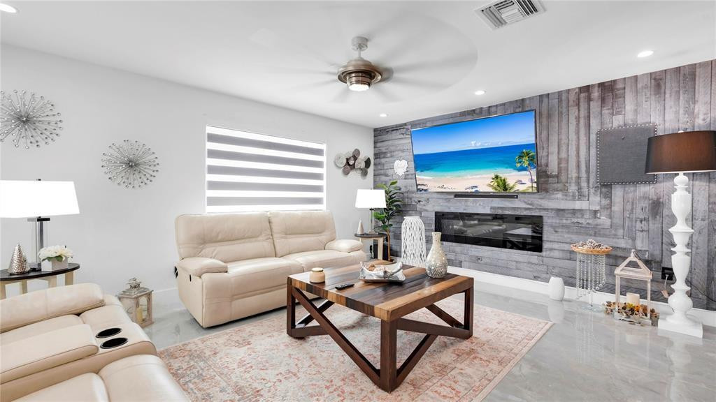 LAKE RICKY ESTS - Residential Lease