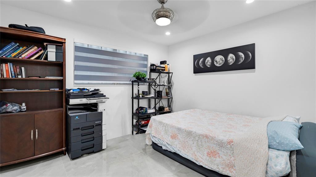 LAKE RICKY ESTS - Residential Lease