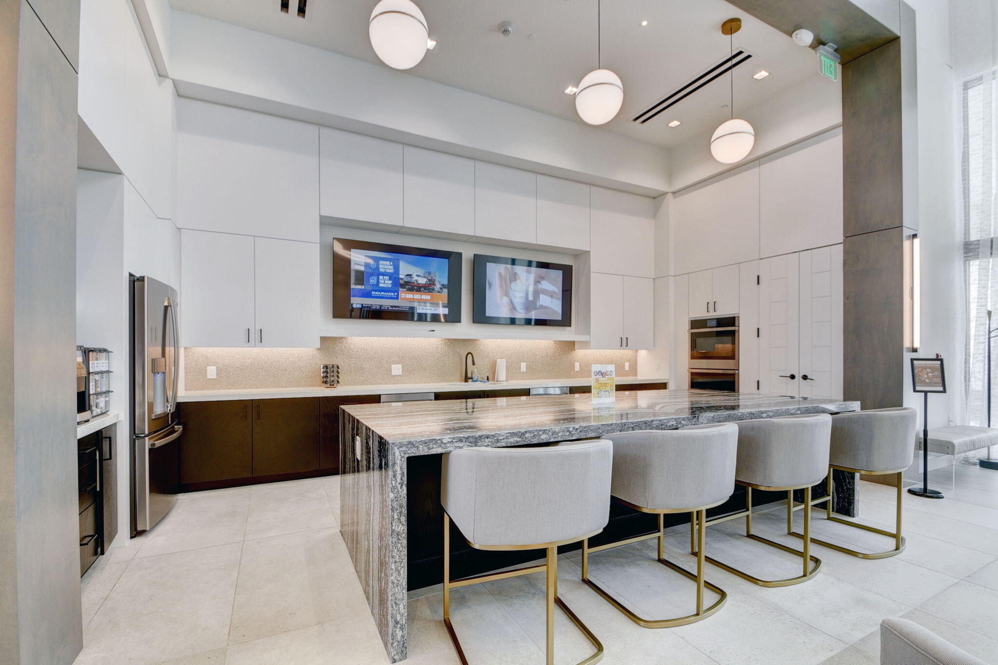 CRESSWIND PALM BEACH PHASE 3 - Residential