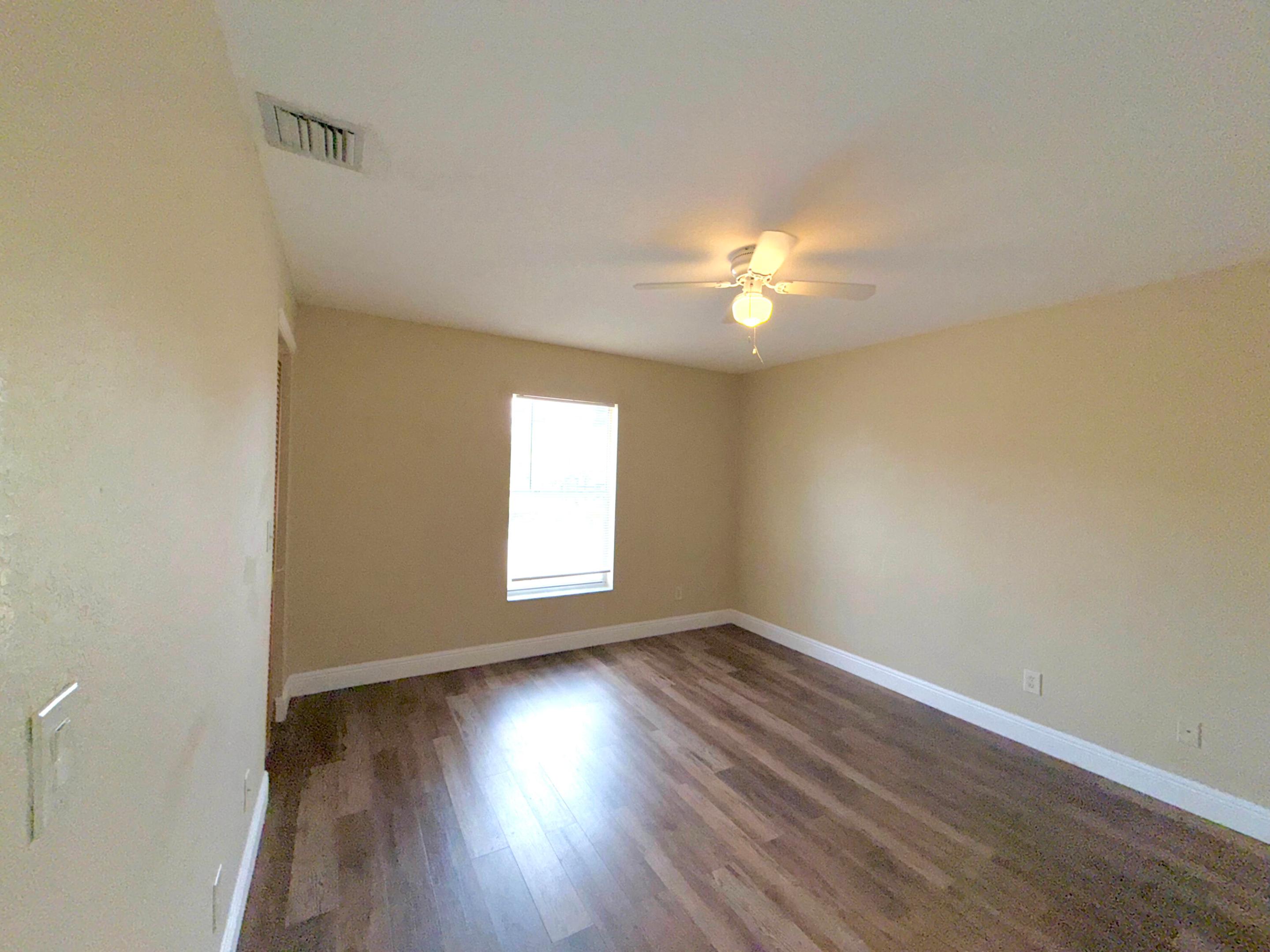 GREENVIEW SHORES 2 OF WELLINGTON - Residential Lease
