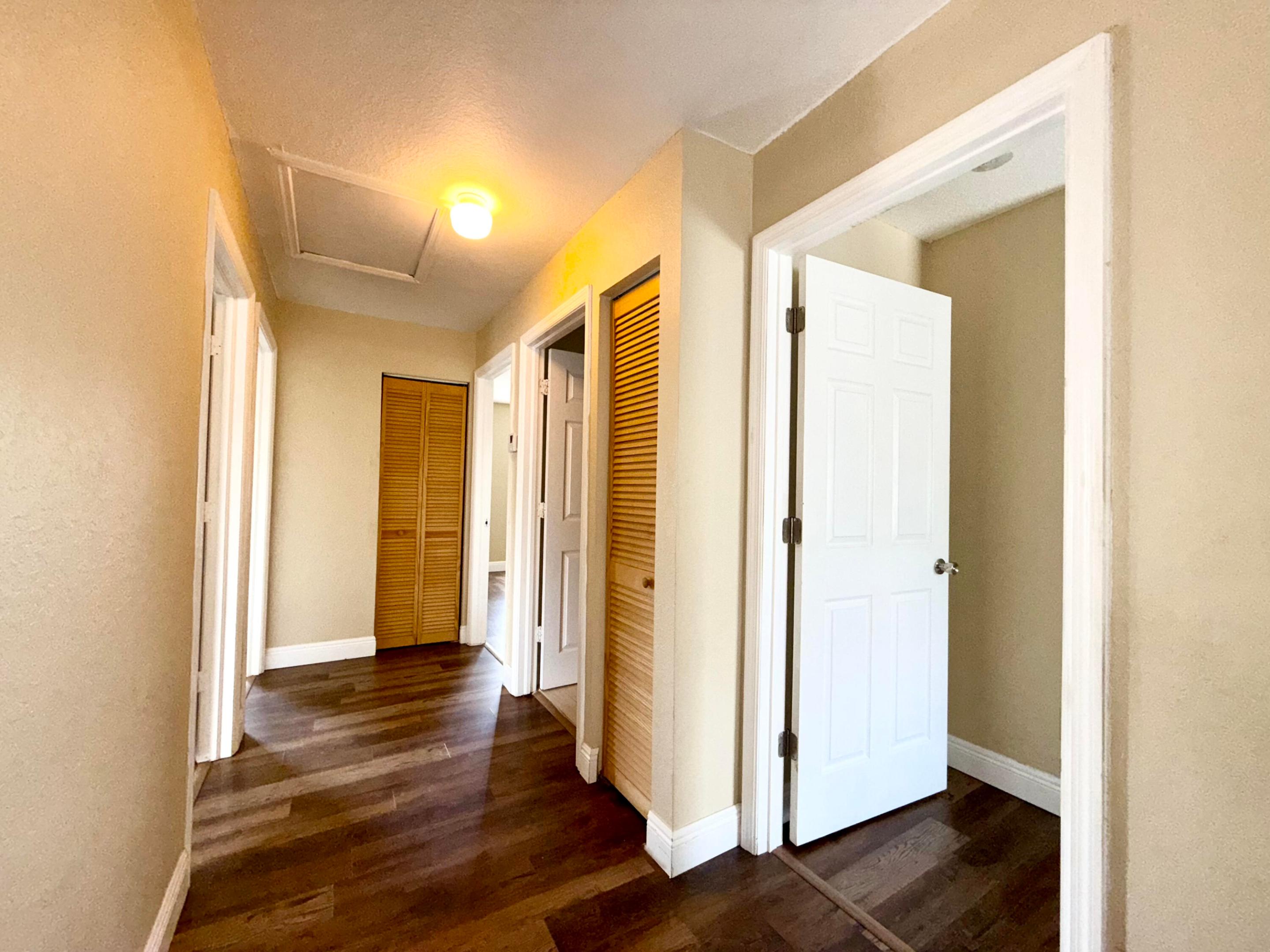 GREENVIEW SHORES 2 OF WELLINGTON - Residential Lease