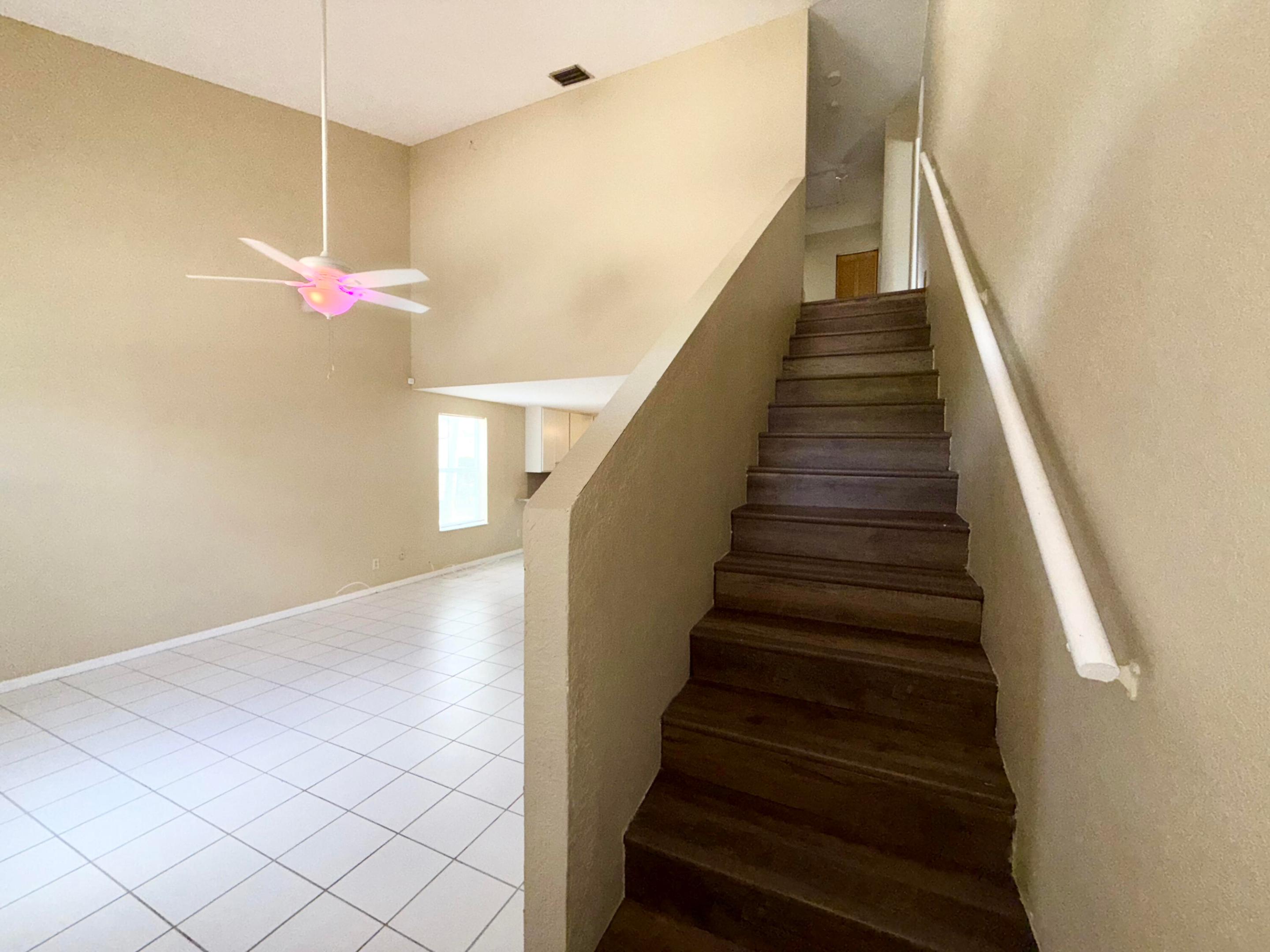 GREENVIEW SHORES 2 OF WELLINGTON - Residential Lease