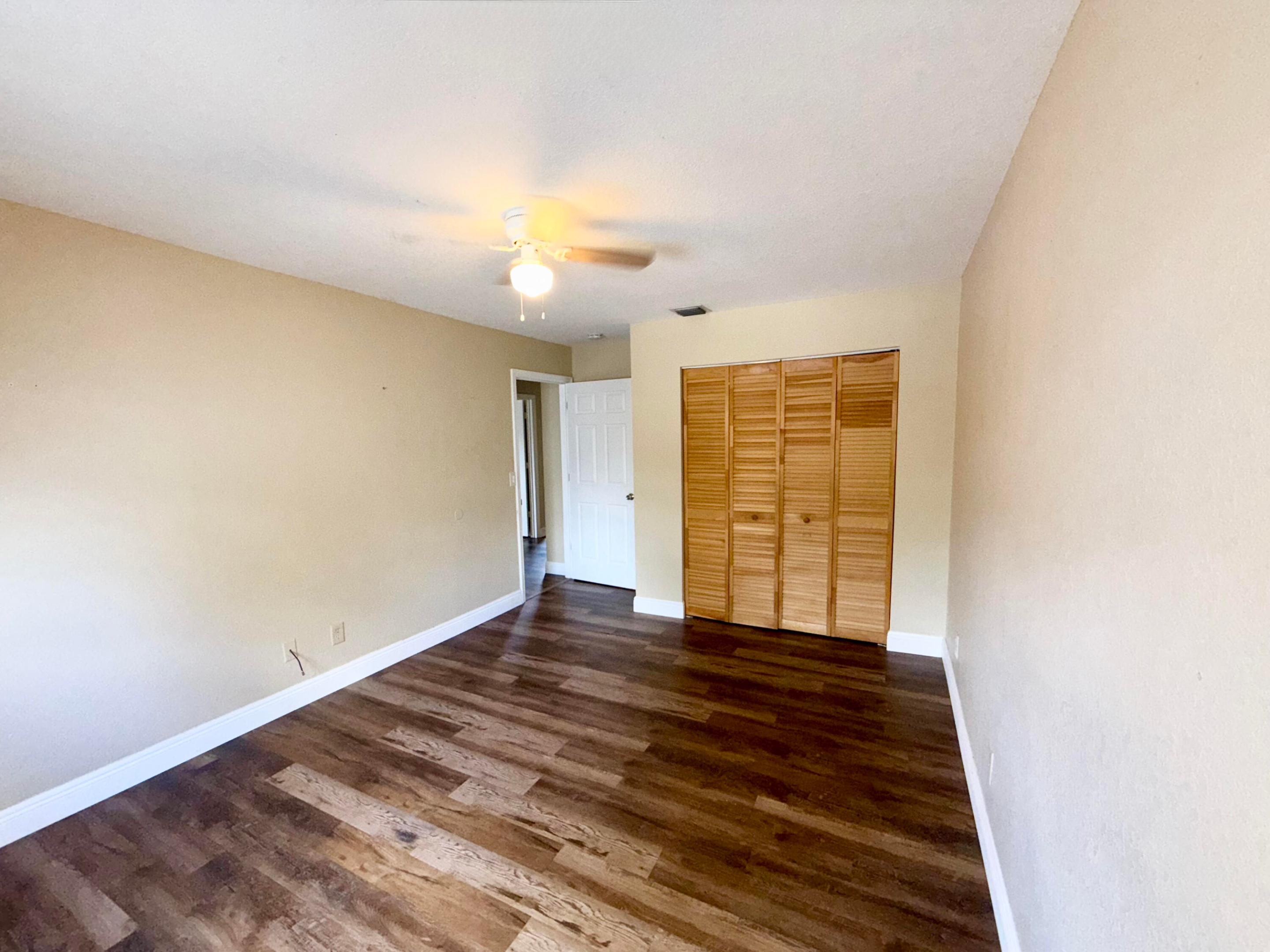 GREENVIEW SHORES 2 OF WELLINGTON - Residential Lease