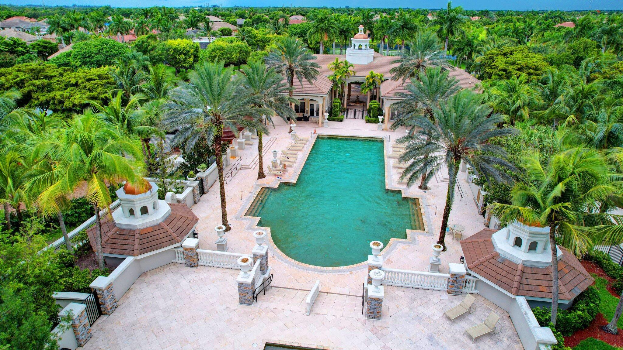 VERSAILLES - Residential Lease