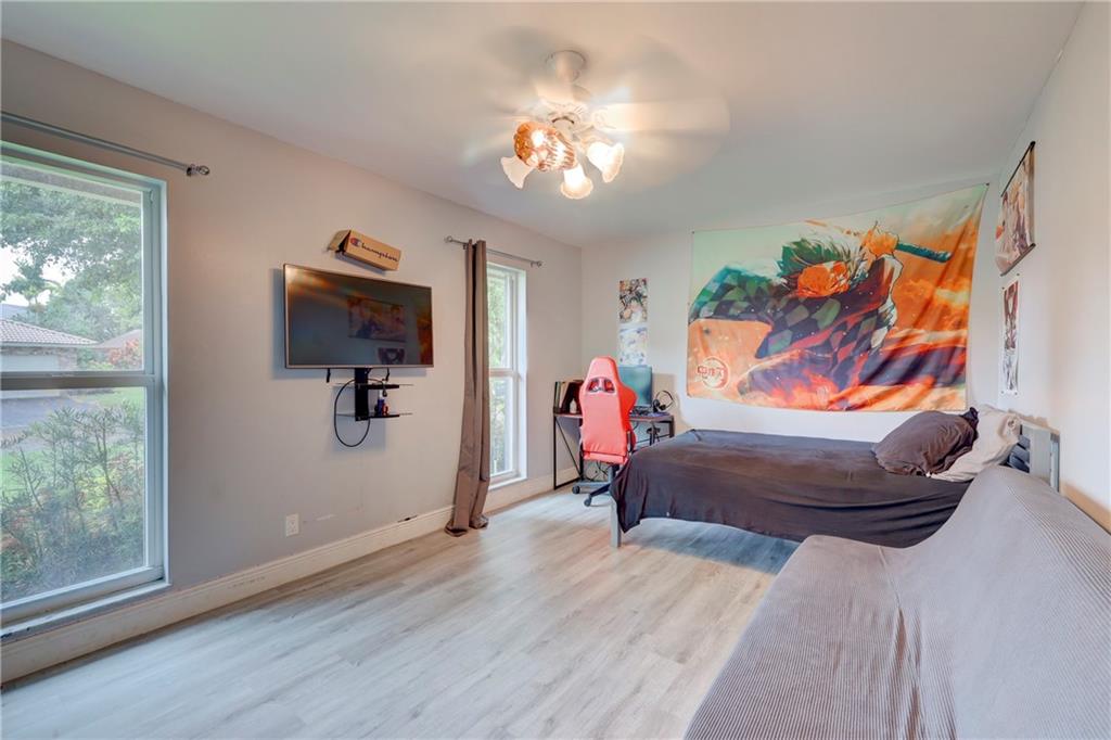 CYPRESS LAKES - Residential