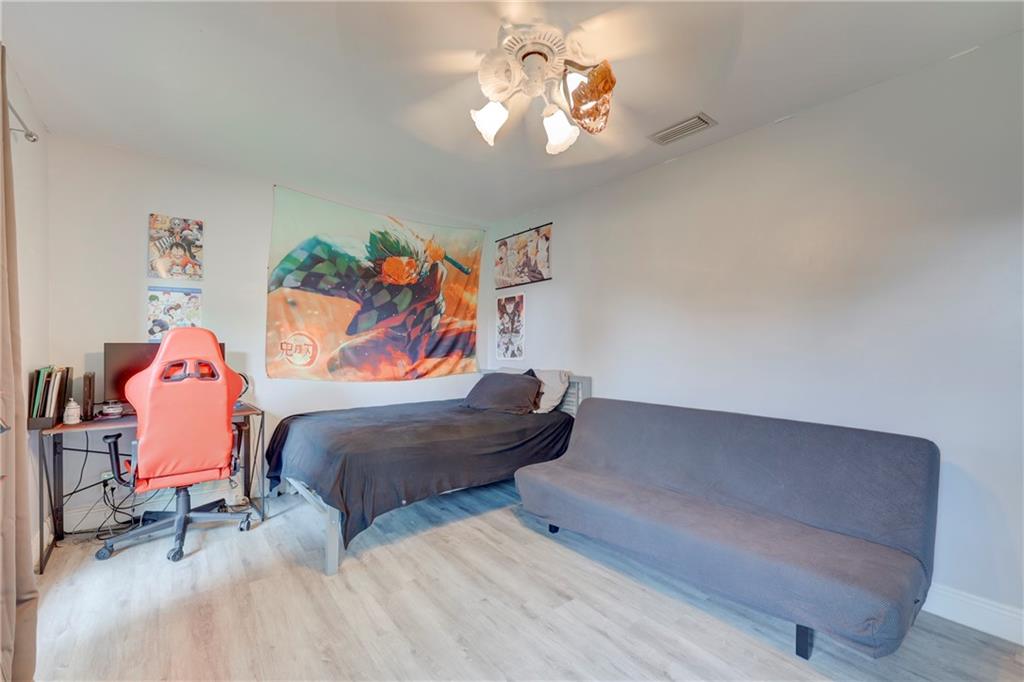 CYPRESS LAKES - Residential