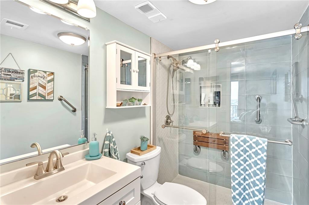 701 Riverside - Residential