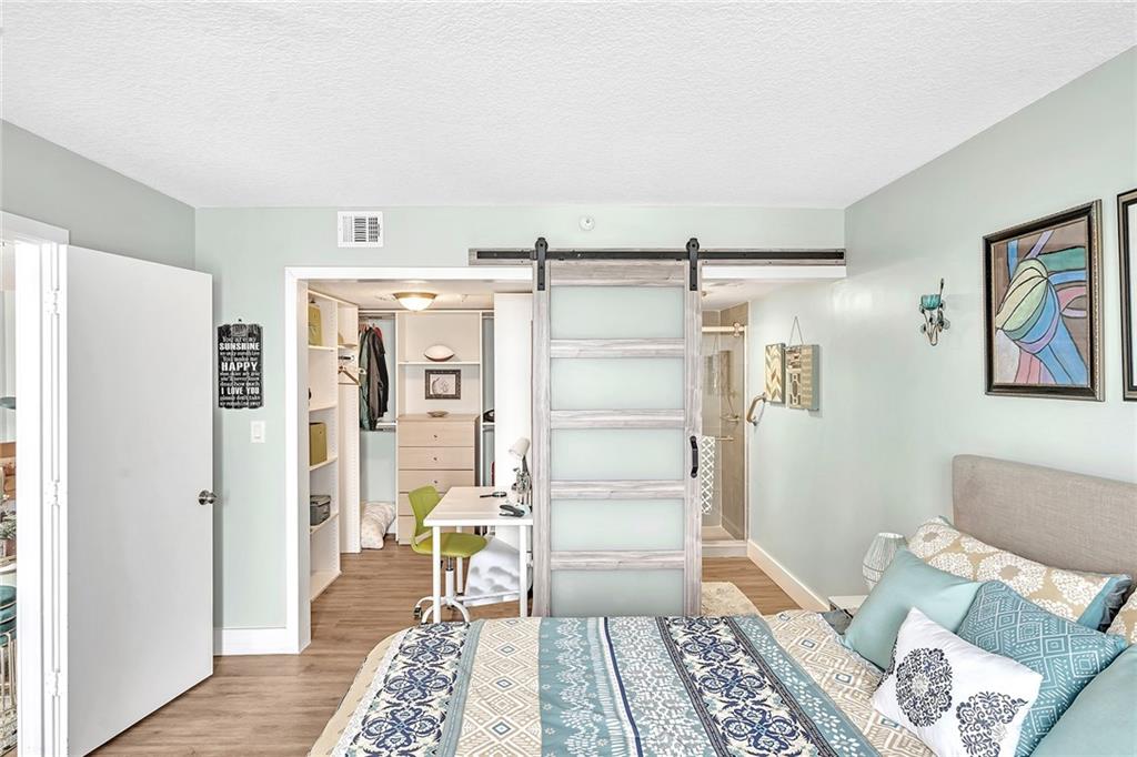701 Riverside - Residential