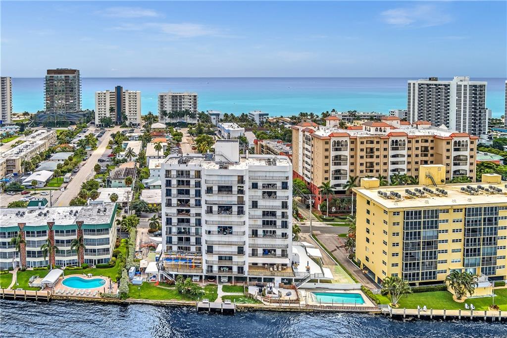 701 Riverside - Residential