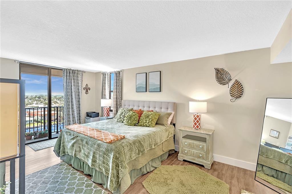 701 Riverside - Residential