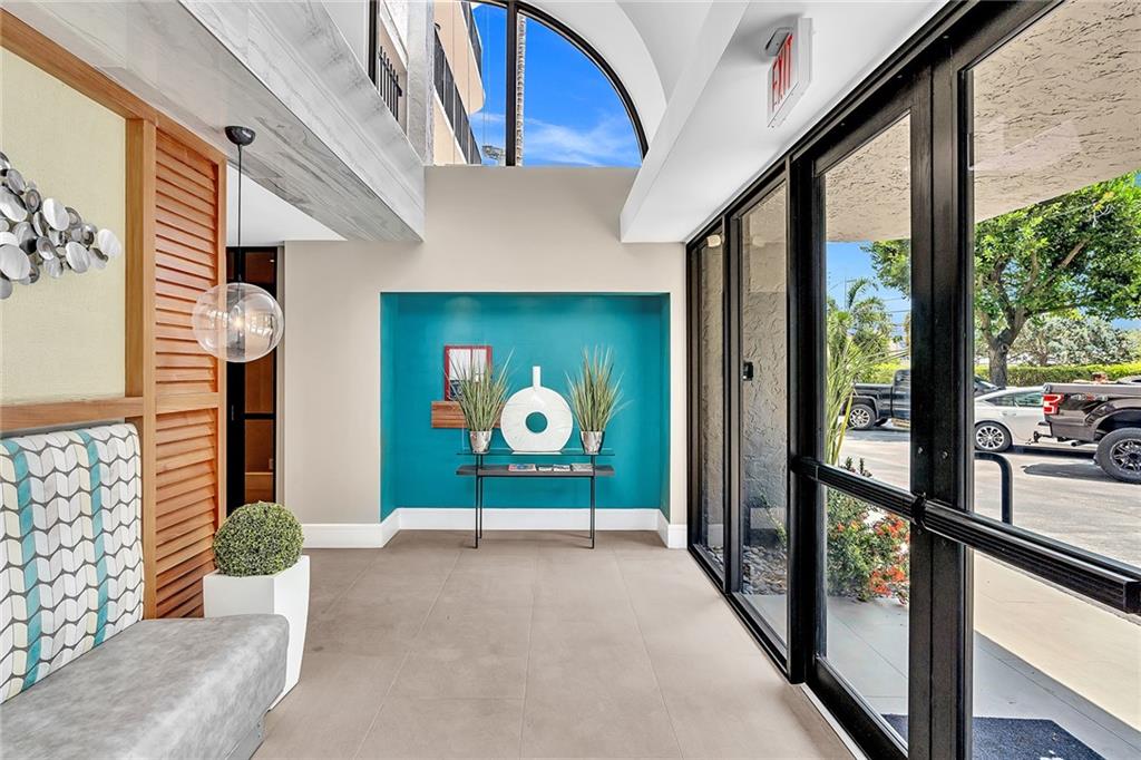 701 Riverside - Residential