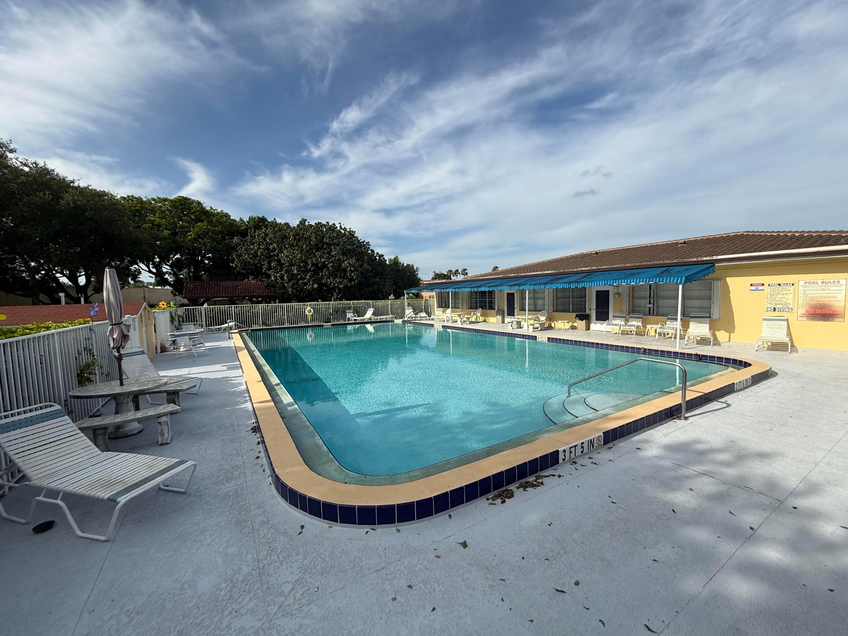 MAINLANDS OF TAMARAC LAKES - Residential