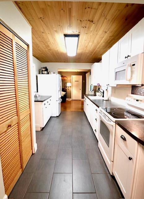 Lakeshore Ranches - Residential