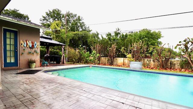 Lakeshore Ranches - Residential