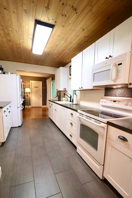 Lakeshore Ranches - Residential