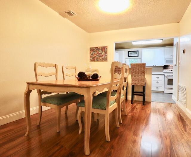 Lakeshore Ranches - Residential